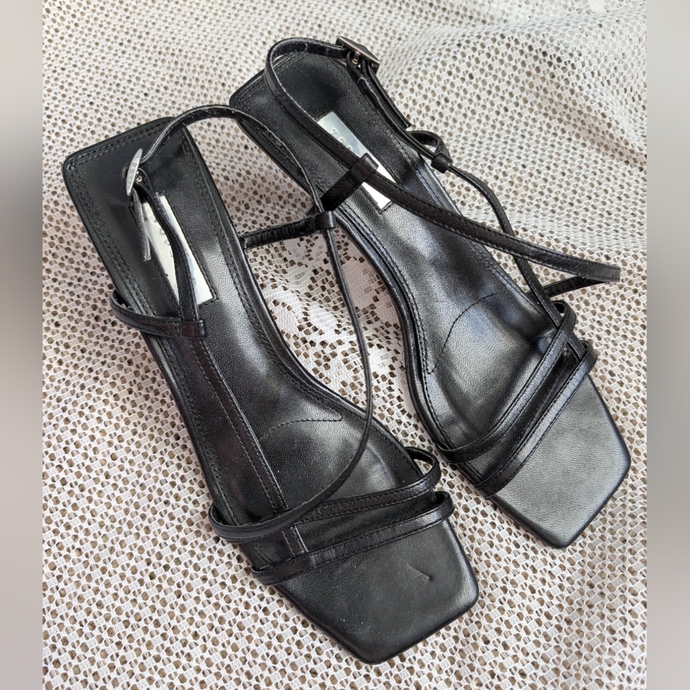 Topshop Strippy Squared Heeled Leather Sandals - Picture 2 of 4